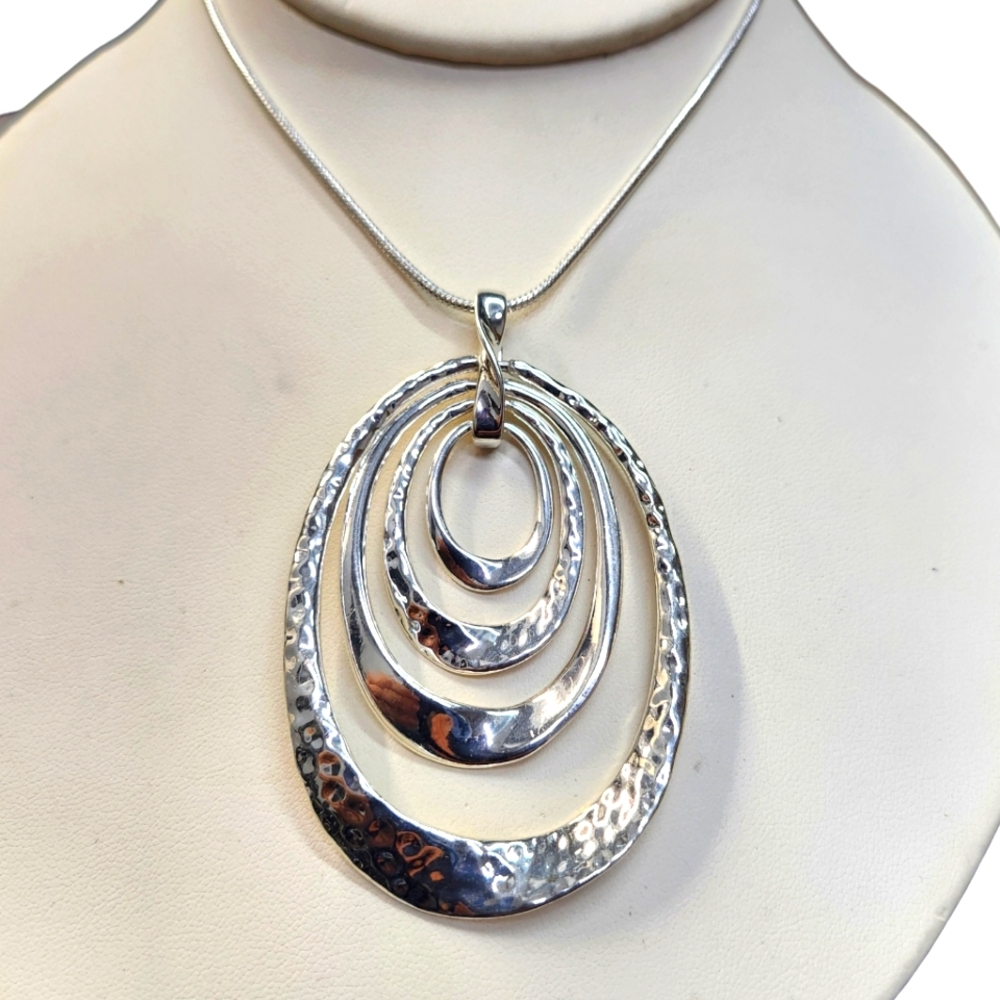 Liz Claiborne Pendant Necklace Sterling Silver